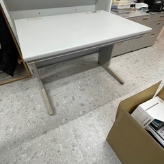 家具 オフィス用家具 机