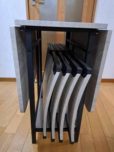 【美品】ダイニングテーブル 椅子４脚 セット 折り畳み コンパクト 収納