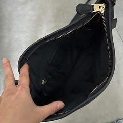 1度使用！正規購入 COACH ショルダーバッグ ネイビー ぺプルドレザー