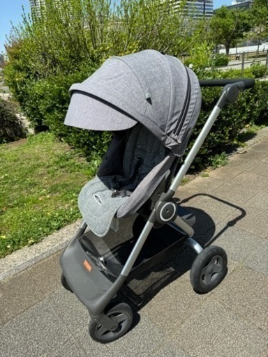 ストッケ　ベビーカー