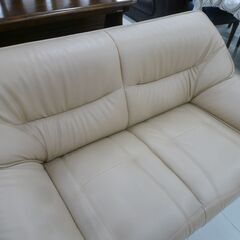 2人掛けソファ 合皮 幅133×奥行76×高さ74cm ベージュ系 2P 家具 長椅子