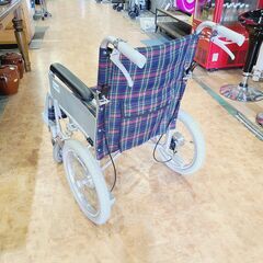 幸和製作所介助式車椅子