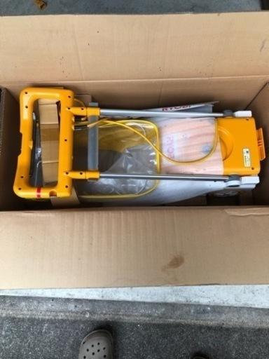 RYOBI電動芝刈機
