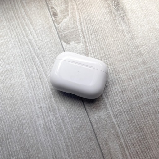 AirPods Pro 第二世代 充電ケース MagSafe　Lightning