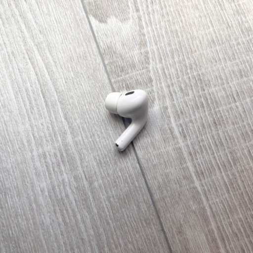 AirPods Pro 第二世代 右耳のみ A2698　MagSafe Lightning