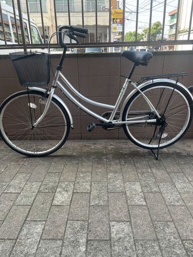 リサイクルショップどりーむ荒田店　No1259 自転車　２４インチ　シティサイクル　ママチャリ　シンプルで乗りやすい♪　小柄な人でも大丈夫♪