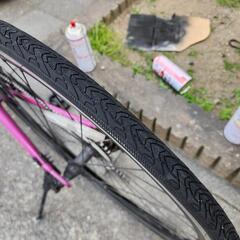 クロスバイク　７００ｘ２８ｃ　3x8変速　フレーム　アルミ　紫　配達可能