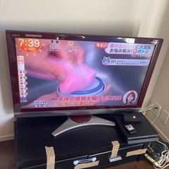 アクオス　AQUOS 40型液晶テレビ