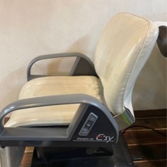 美容院　電動チェアー　シャンプーチェアー