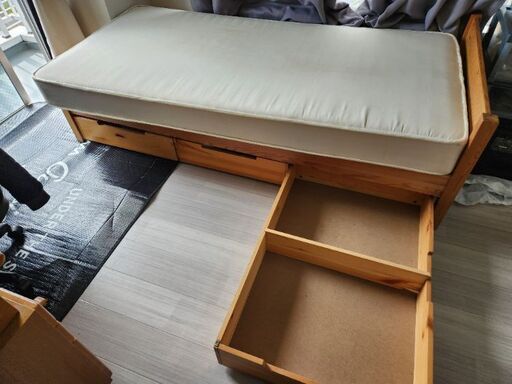 シングルベッド