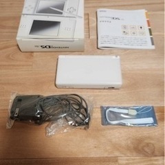 【値下げ】DS Lite ＆ソフト4点＆専用ケース