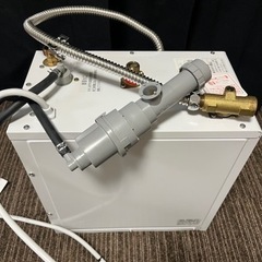 美品　小型電気温水器　EHPN-H12V2　INAX