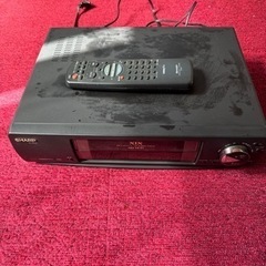 シャープ　ビデオレコーダー　VHS VC-HF40