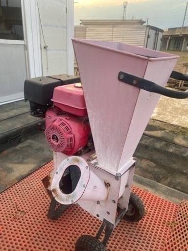 粉砕機JF390動作確認済み13馬力389cc枝、木、葉埼玉県 粉砕機JF390動作確認済み13馬力389cc枝、木、葉埼玉県