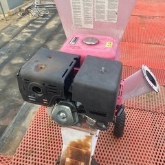 粉砕機JF390動作確認済み13馬力389cc枝、木、葉埼玉県 粉砕機JF390動作確認済み13馬力389cc枝、木、葉埼玉県