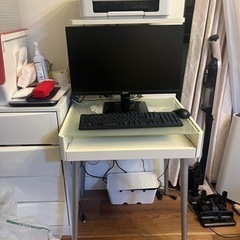 【急募5/26】パソコンラック　パソコンテーブル　机　デスク