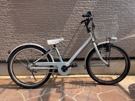 受け渡し予定者決定しました）\nブリヂストンbikke22インチ　自転車