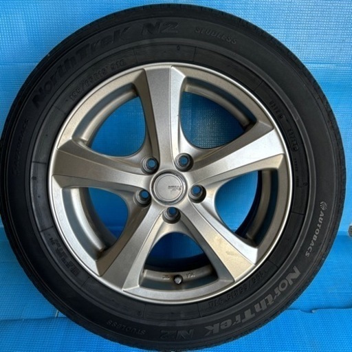 スタッドレスタイヤホイール4本セット 165/65R14 タンク ルーミー 2024