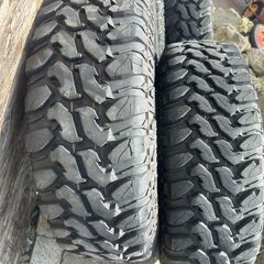 235/85R16　RADAR RENEGADE R7 M/T　4本
