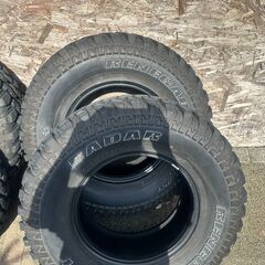 235/85R16　RADAR RENEGADE R7 M/T　4本