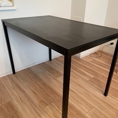 【神奈川県藤沢市・辻堂】IKEA ダイニングテーブル