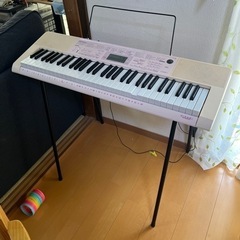 電子ピアノ　カシオ