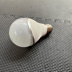 LED電球　4.7W 白色