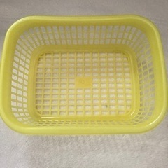 黄色プラスチックカゴ:洗濯カゴ:バスケット