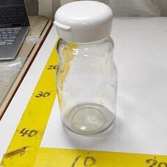 0526-227 【無料】 ガラス製ボトル