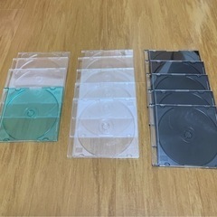 【お取置き中】CD、DVDケース 薄型　14個