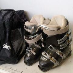 0526-382 スキー靴