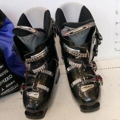 0526-411 スキー靴