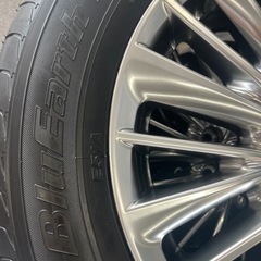 17インチトヨタ純正ホイールメーカー装置 タイヤ 30アルファードHV新車外し