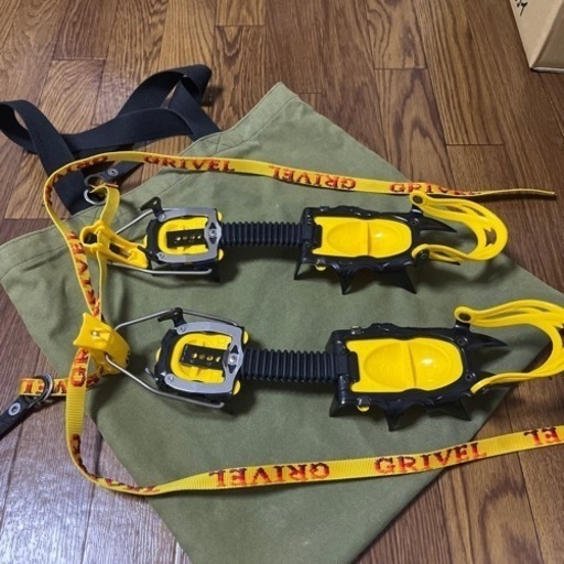 【決まりました】\nAmazon25812円　登山12本爪アイゼン　GRIVEL