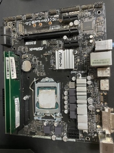 パソコン PCパーツ