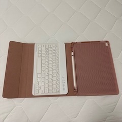 iPadケース　キーボード　ペンシル