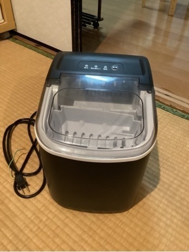 ほぼ新品ポータブル製氷機