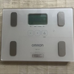 【ジャンク】体重計　OMRON オムロン　HBF-912 カラダ...