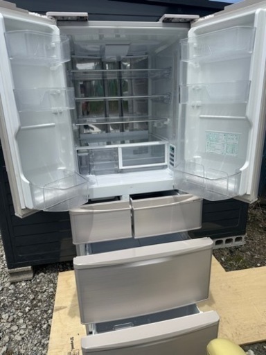 2009年式 255L 三洋電機 冷蔵庫 SR-261R(S) SHARP 冷蔵庫 440L 2009年式 255L 三洋電機 冷蔵庫 SR-261R(S) SHARP 冷蔵庫 440L