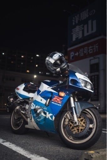 バイク  GSX-R750 インジェクション　gr7da