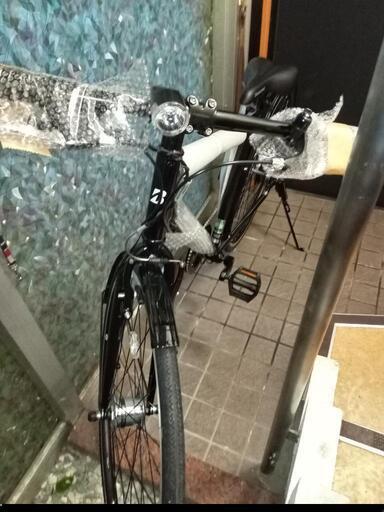 【値下げしました】新品　自転車 クロスバイク