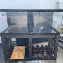 【再値下げ】水槽１５０センチ