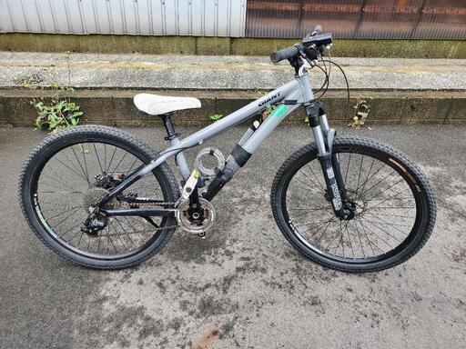 ジャイアント STP GIANT マウンテンバイク 自転車  クロスバイク