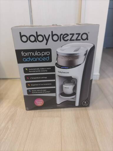 baby brezzaミルクメーカーと変圧器　baby brezza formula pro advanced