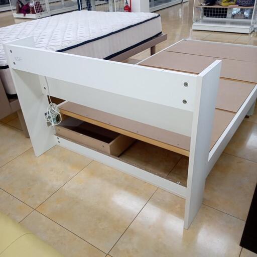☆ジモティ割あり☆ 株式会社 プラス ベッドフレーム ホワイト H70 ☆ジモティ割あり☆ 株式会社 プラス ベッドフレーム ホワイト H70