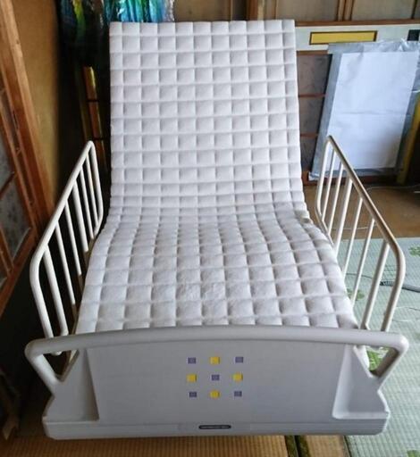 介護用電動ベッド　パラマウントベッド