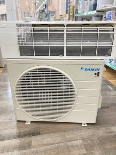 取りに来れる方限定！DAIKIN(ダイキン)の壁掛けエアコンです！