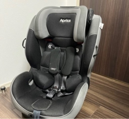ISOFIX アップリカ　子供用品 ベビー用品 チャイルドシート