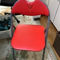 パイプ椅子　4脚組