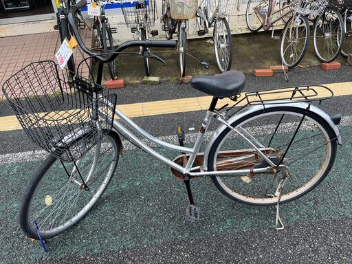 リサイクルショップどりーむ天保山店　No1196　自転車　シルバー　カギ付き　ベル付き　ライト故障